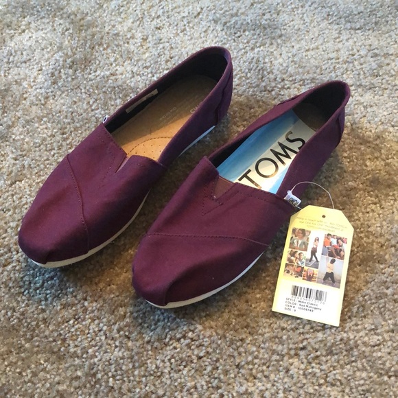 Toms Shoes - Toms